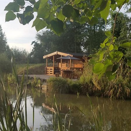 West Pool Cabin Lincoln Extérieur photo