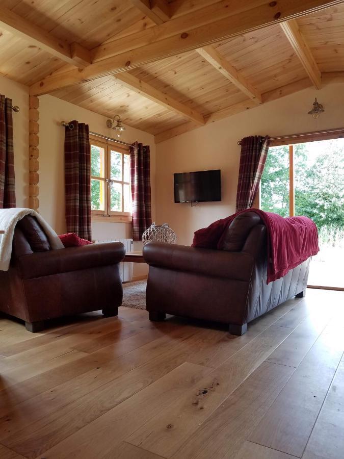 West Pool Cabin Lincoln Extérieur photo